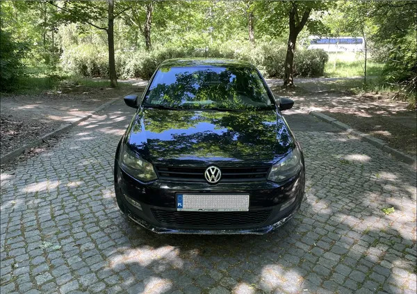 volkswagen Volkswagen Polo cena 15900 przebieg: 260000, rok produkcji 2012 z Poznań